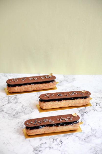 Éclair Chocolate