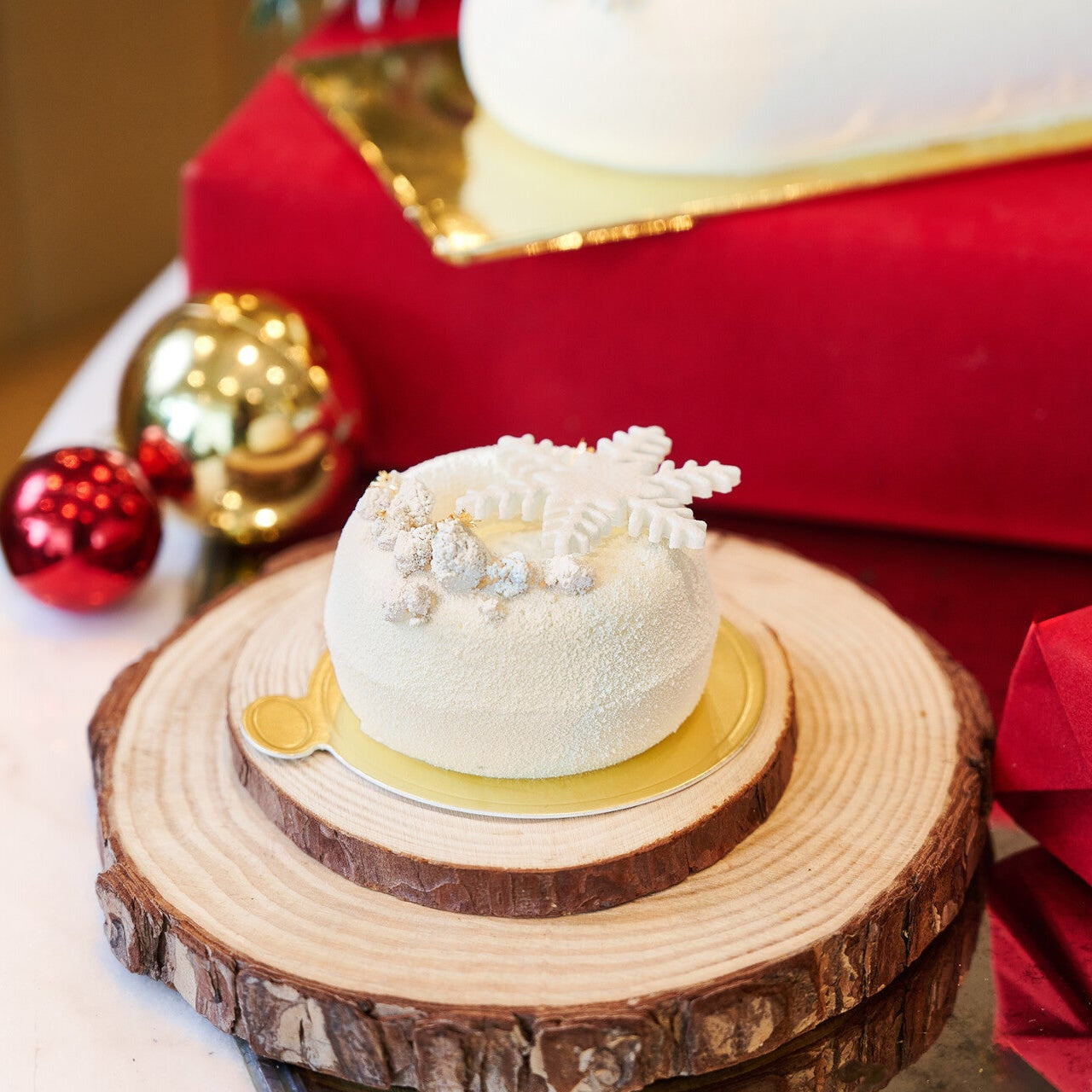 Snow Individual Pastry