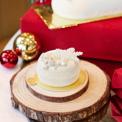 Snow Individual Pastry